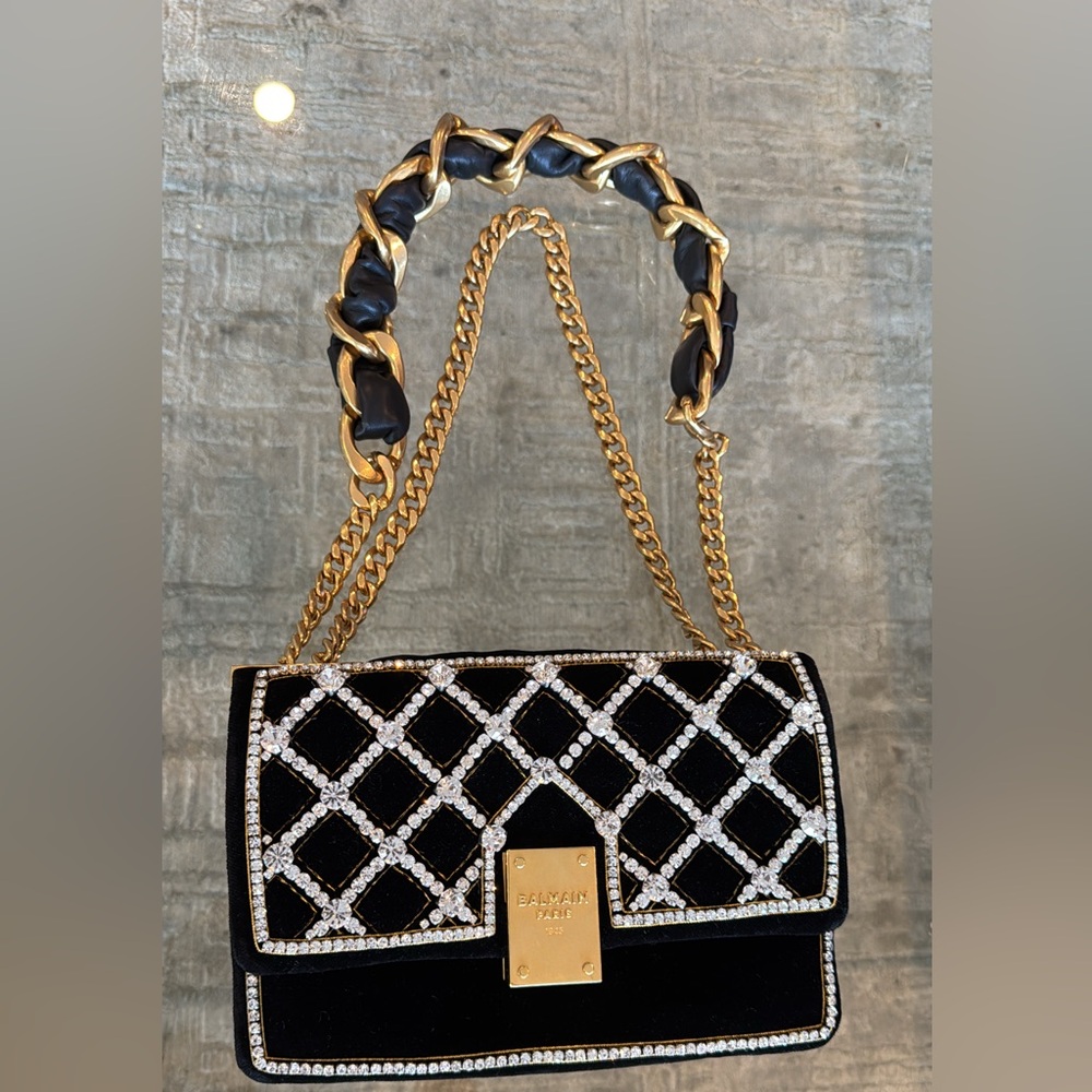 Balmain Black and Gold Clutch with Chain Details - Picture 3 of 9